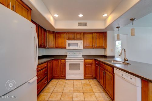 4718 Angela Dr, Phoenix AZ  85032-2346 exterior