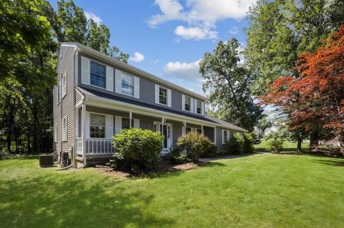 7 Hickory Dr, Shrewsbury, MA 01545-4033