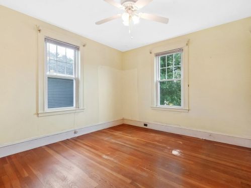 18 Mary St, Arlington MA 02474-8827 exterior