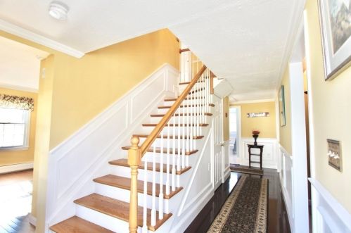 1 Main St, Groveland MA 01834-1415 exterior