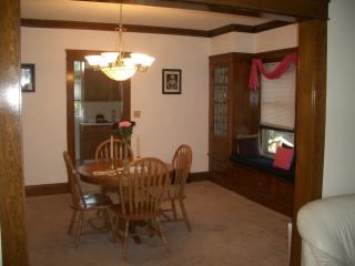 17444 Northwood Ave, Cleveland, OH 44107-2210