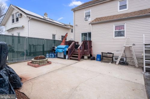 126 Carpenter St, Belleville NJ 07109-1456 exterior