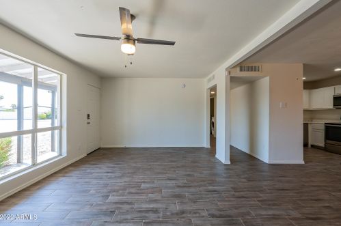 4626 38 Dr, Phoenix AZ 85053-2800 exterior