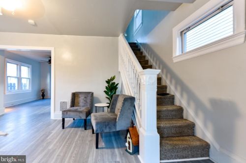 60 Barber Ave, West Deptford NJ  08096-2435 exterior