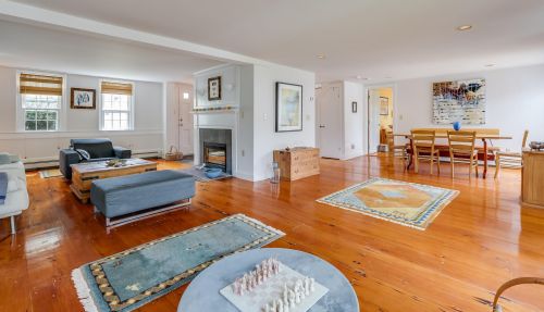 75 Main St, Chatham MA 02633-2419 exterior