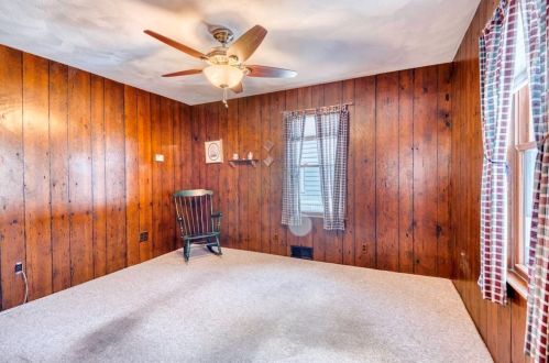 225 Bch St, Quincy MA 02170-2311 exterior