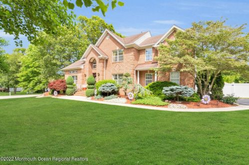 1 Highland Dr, Jackson Twp NJ 08527-1213 exterior