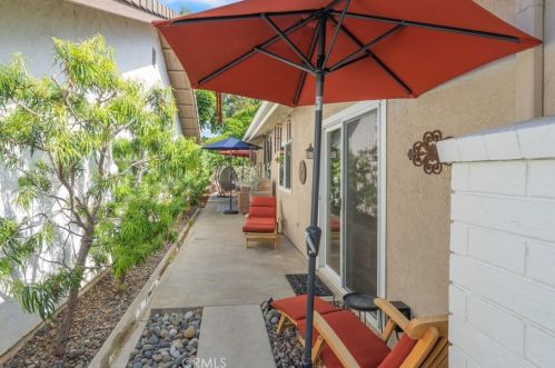 24 Whistling Swan, Irvine CA 92604-4527 exterior