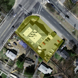 1750 Commonwealth Ave, Newton MA 02465-2823 aerial view