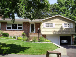 147 Andrew St, Newton, MA 02461-2144