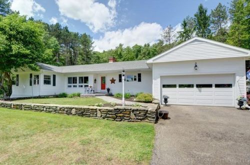 6 Black Hill Rd, Worcester, MA 01612-1062