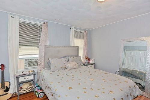 177 Fairmont Ave, Worcester MA 01604-4761 exterior