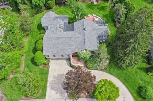 32 Countryside Rd, Newton, MA 02459-2939