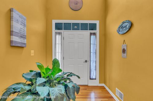 12 Swallow Tail Ct, Jackson Twp NJ 08527-2872 exterior