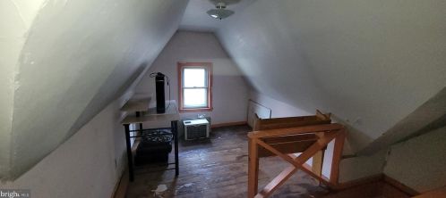 1111 Hessian Ave, West Deptford NJ  08093-1930 exterior