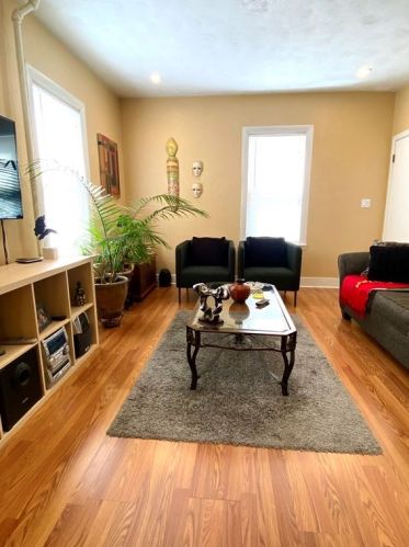 43 Heath St, Everett MA 02149-1827 exterior