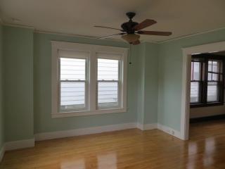 28 Fairfax St, Lowell MA  01851-3907 exterior