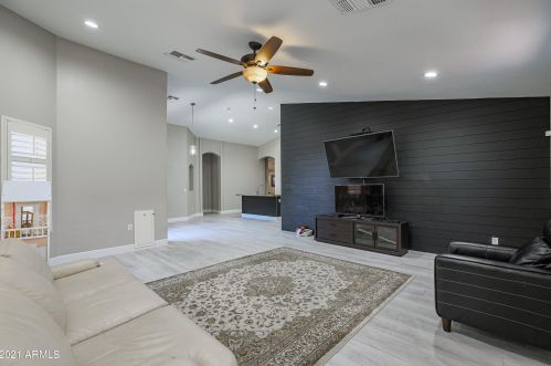 16821 44th St, Phoenix AZ  85032-2801 exterior