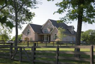 153 Akers Trl, Gallatin, TN 37066-8764