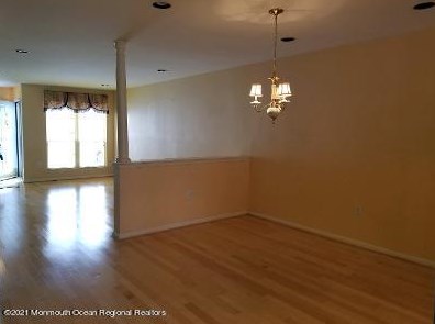 19 Charles Ct, Tinton Falls NJ 07712-7941 exterior