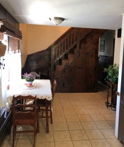 89 Charles St, Whitman MA 02382-2005 exterior