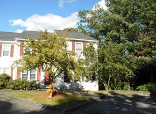 261 Sunderland Rd, Worcester, MA 01604-2507