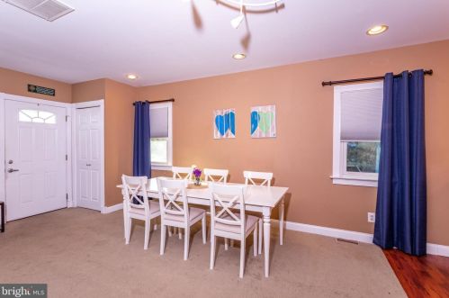 1366 Georgia Ave, West Deptford NJ 08093-1924 exterior