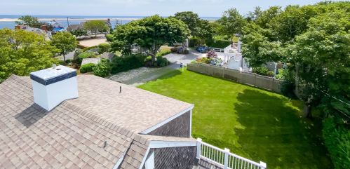 75 Main St, Chatham MA 02633-2419 exterior