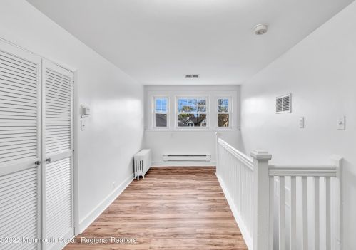 1326 Locust Dr, Tinton Falls NJ 07712-4911 exterior