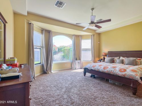 3033 50th St, Phoenix AZ 85008-1609 exterior