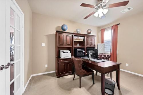 6303 Carnaby Ln, Richmond TX 77471-4588 exterior