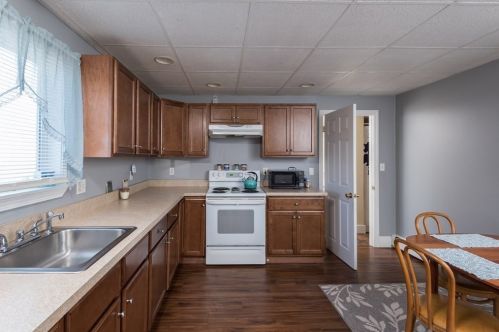 19 Dana St, Taunton MA 02780-3002 exterior