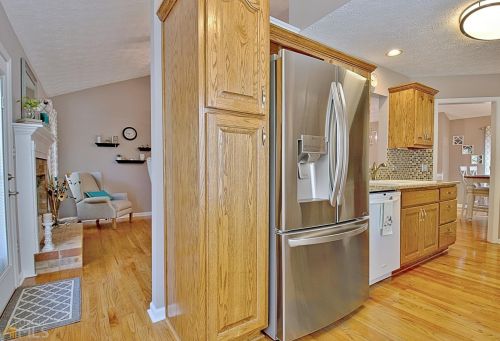 255 Hillandale Dr, Stockbridge GA 30281-3047 exterior