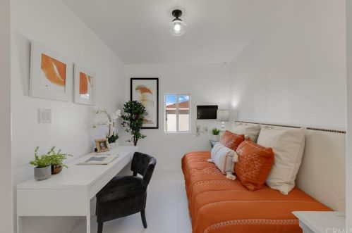 1431 Chalet Ave, Anaheim CA  92802-2146 exterior