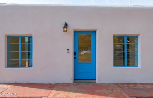 2542 28th Pl, Phoenix, AZ 85008-2010