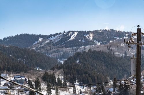 438 Ontario Ave, Park City UT 84060-5120 exterior