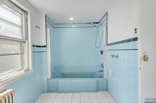 410 Davis Ave, Kearny NJ 07032-3510 exterior