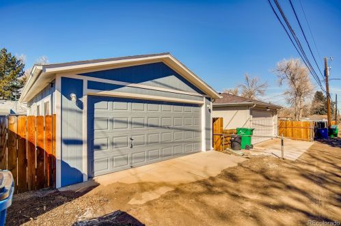 3384 Corona St, Englewood CO 80113-2827 exterior