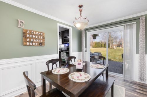 3964 Kingsway Dr, Crown Point IN 46307-8944 exterior