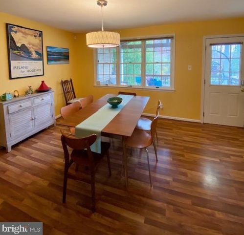 600 Chestnut Ave, West Deptford NJ 08097-1604 exterior