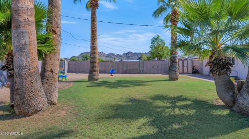 808 Cinnabar Ave, Phoenix AZ 85020-1736 exterior