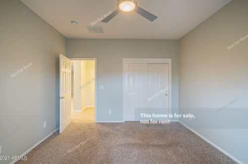 1823 Eastman Dr, Phoenix AZ 85086-1503 exterior