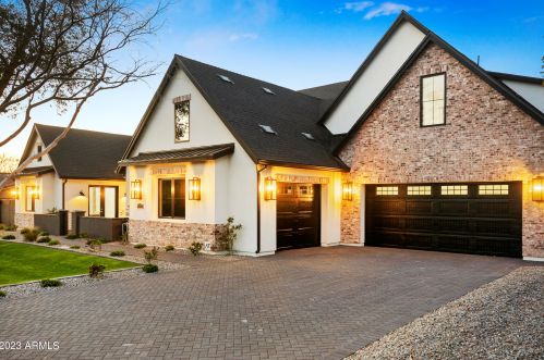 222 Belmont Ave, Phoenix AZ  85021-7229 exterior