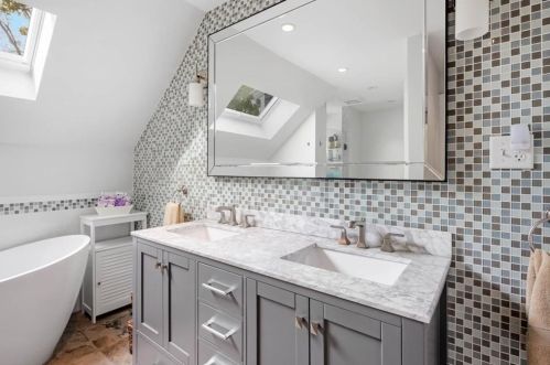 257 Hersey St, Hingham MA 02043-4605 exterior