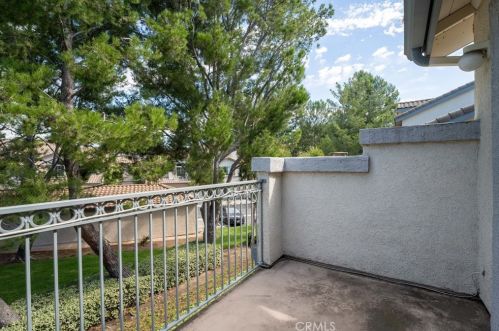 8035 Treeview Ct, Anaheim CA 92808-1553 exterior