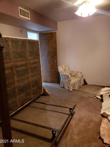 2610 Edgemont Ave, Phoenix AZ 85035-1735 exterior