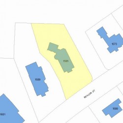 1585 Beacon St, Newton MA 02468-1507 plot plan