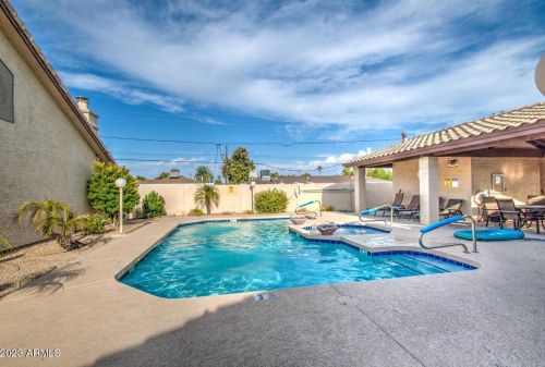 6223 12th St, Phoenix AZ 85014-1721 exterior