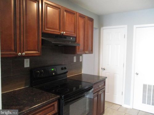 6 Lawrence Ct, Erial NJ  08081-1931 exterior