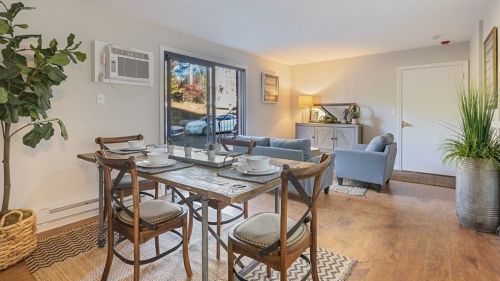 382 Great Rd, Acton, MA 01720-4059